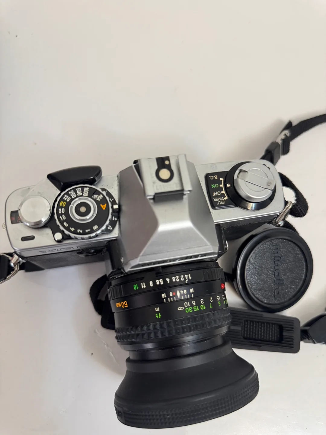 Minolta XG2 Film Camera with 50mm Lens image indicator(4)