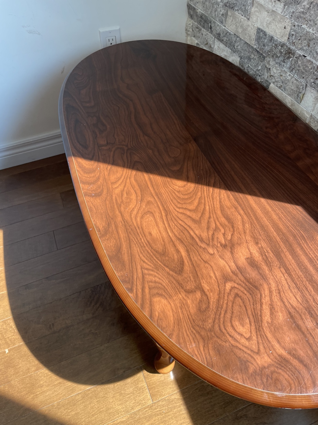 Oval Wood Coffee Table - photo 3