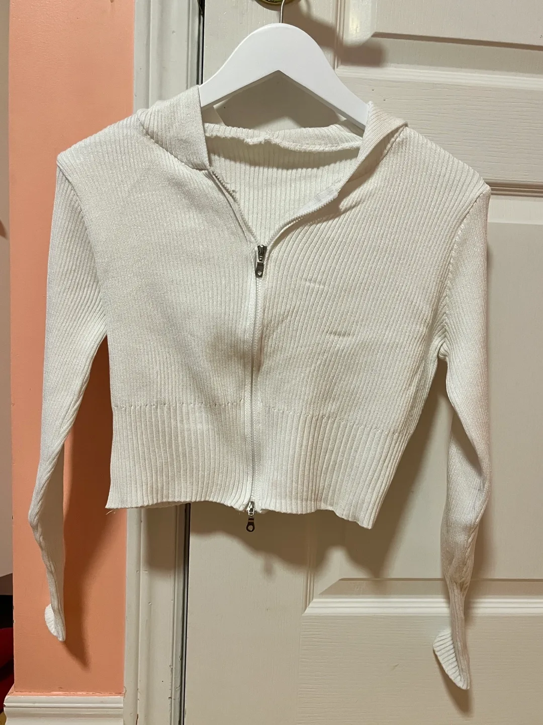 White Knit Cropped Zip-Up Hoodie - size O/S thumbnail