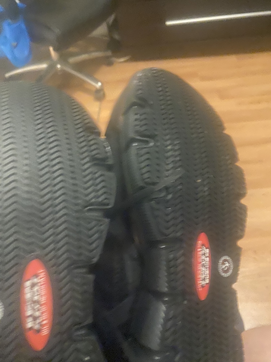 Skechers Slip Resistant Work Shoes - US 7 - photo 5