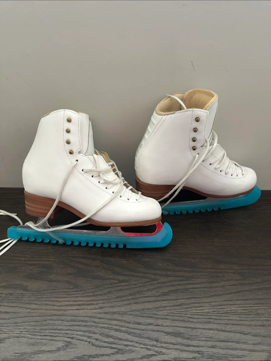 GAM Ice Skates - Size 10C🇨🇦 thumbnail