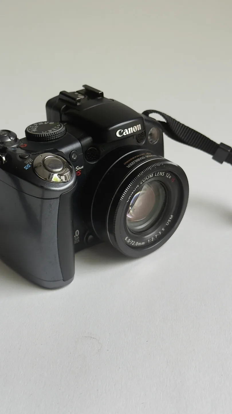 Canon PowerShot SX150 IS Digital Camera thumbnail