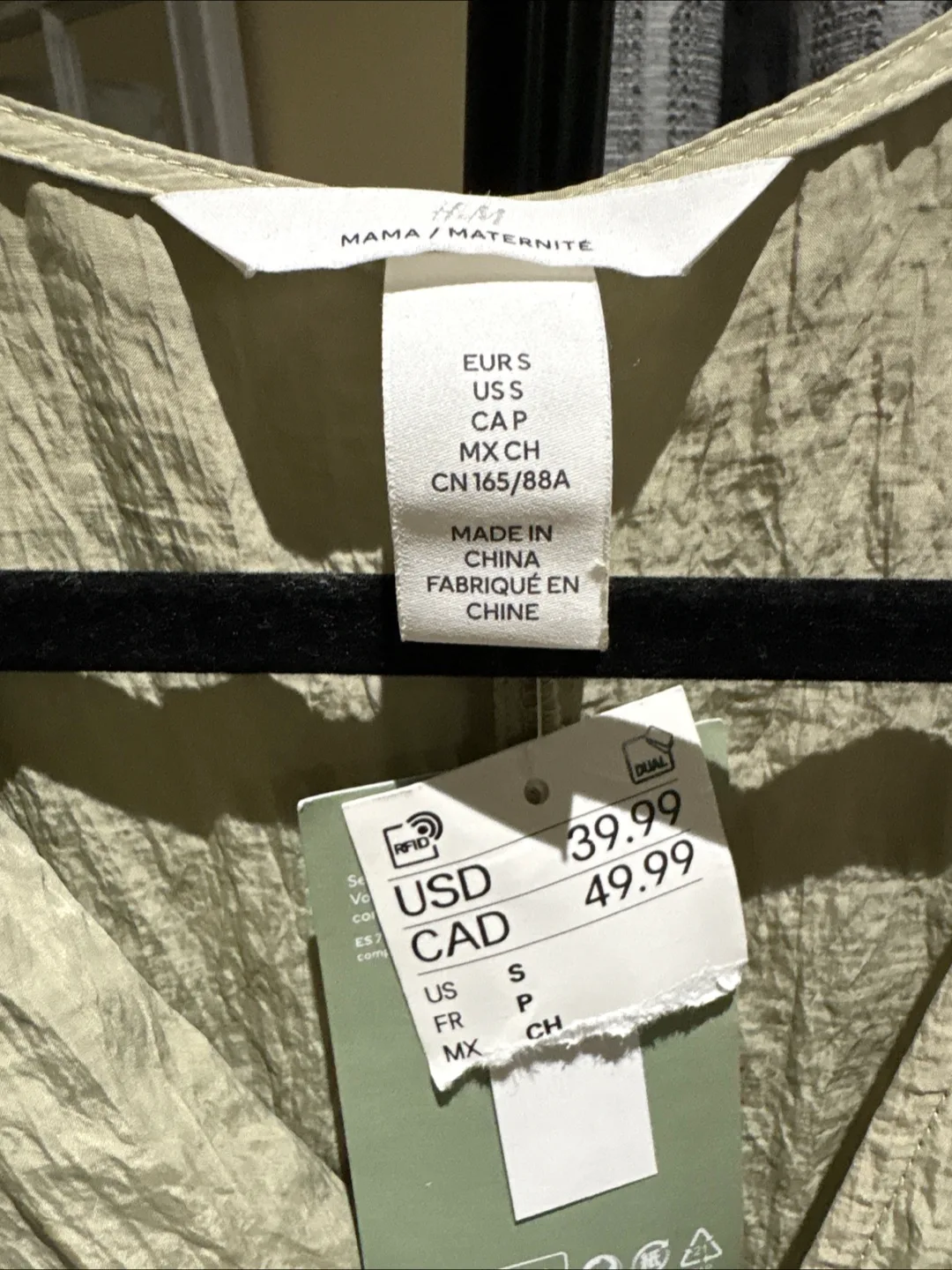 H&M Crinkled Dress - Size S image indicator(6)