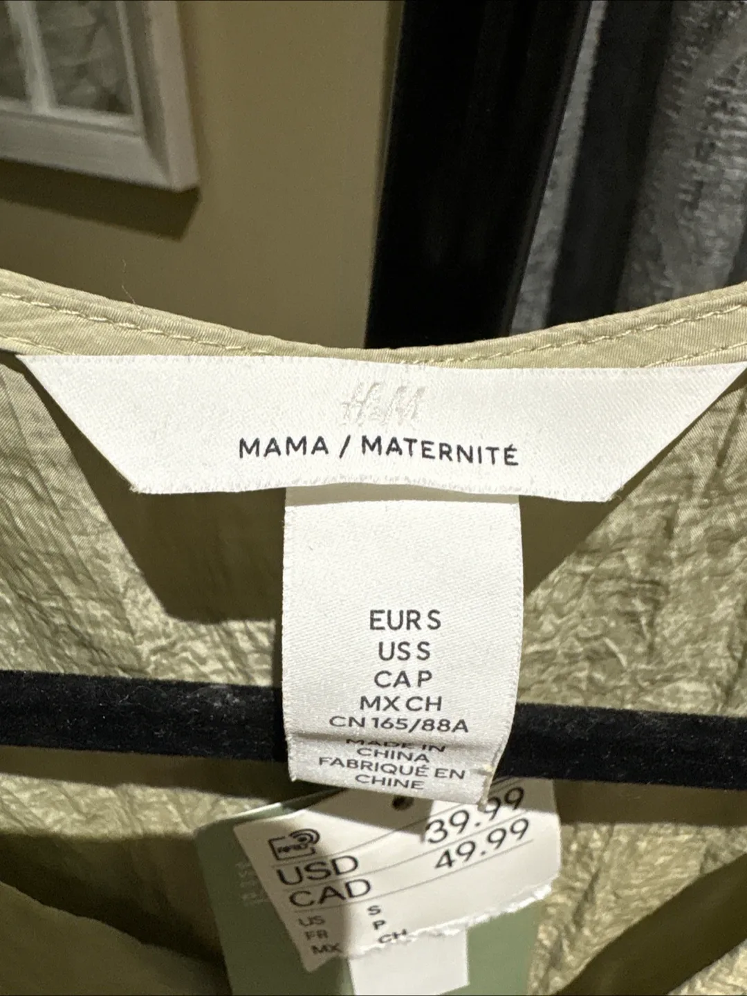 H&M Crinkled Dress - Size S image indicator(7)