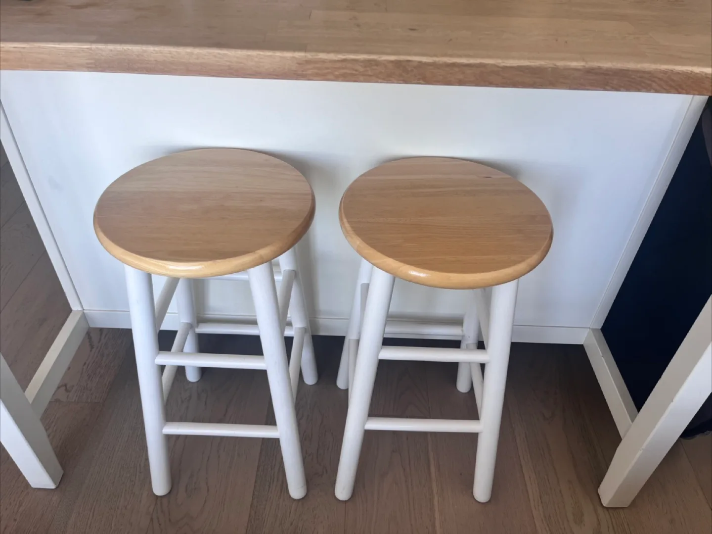 Bar Stools (2) thumbnail