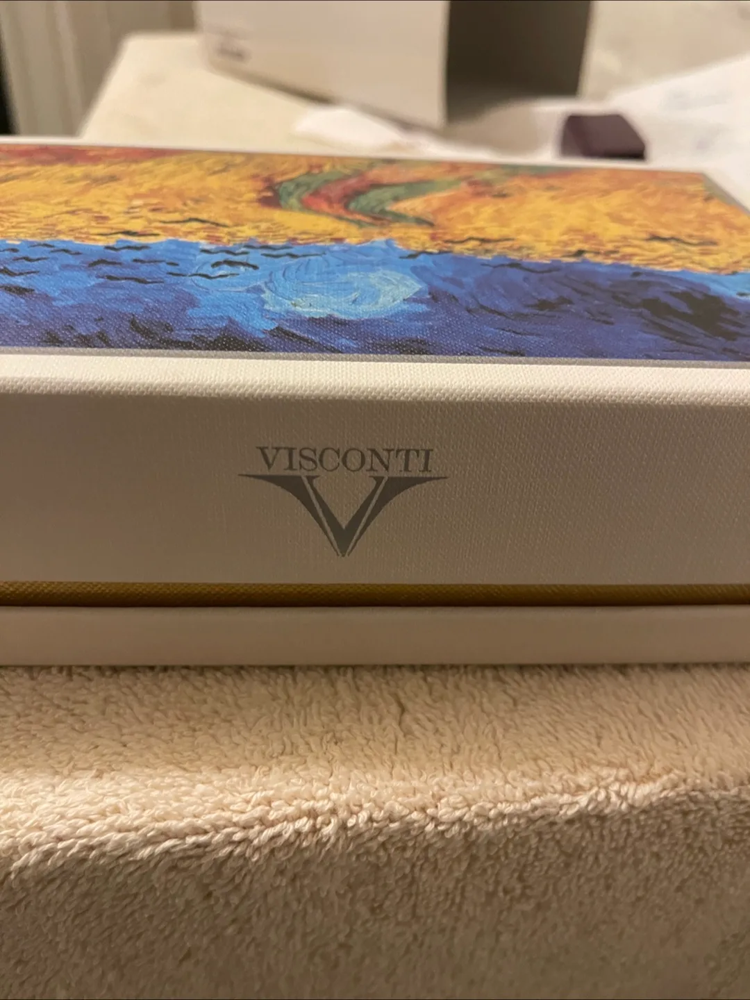 Visconti Wheatfield with Crows Limited Edition Fountain Pen Set image indicator(6)