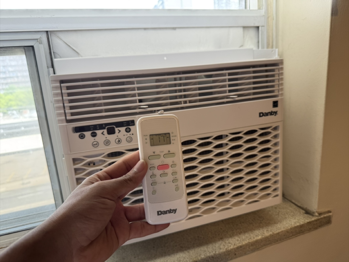 Danby Window Air Conditioner with Remote - photo 3