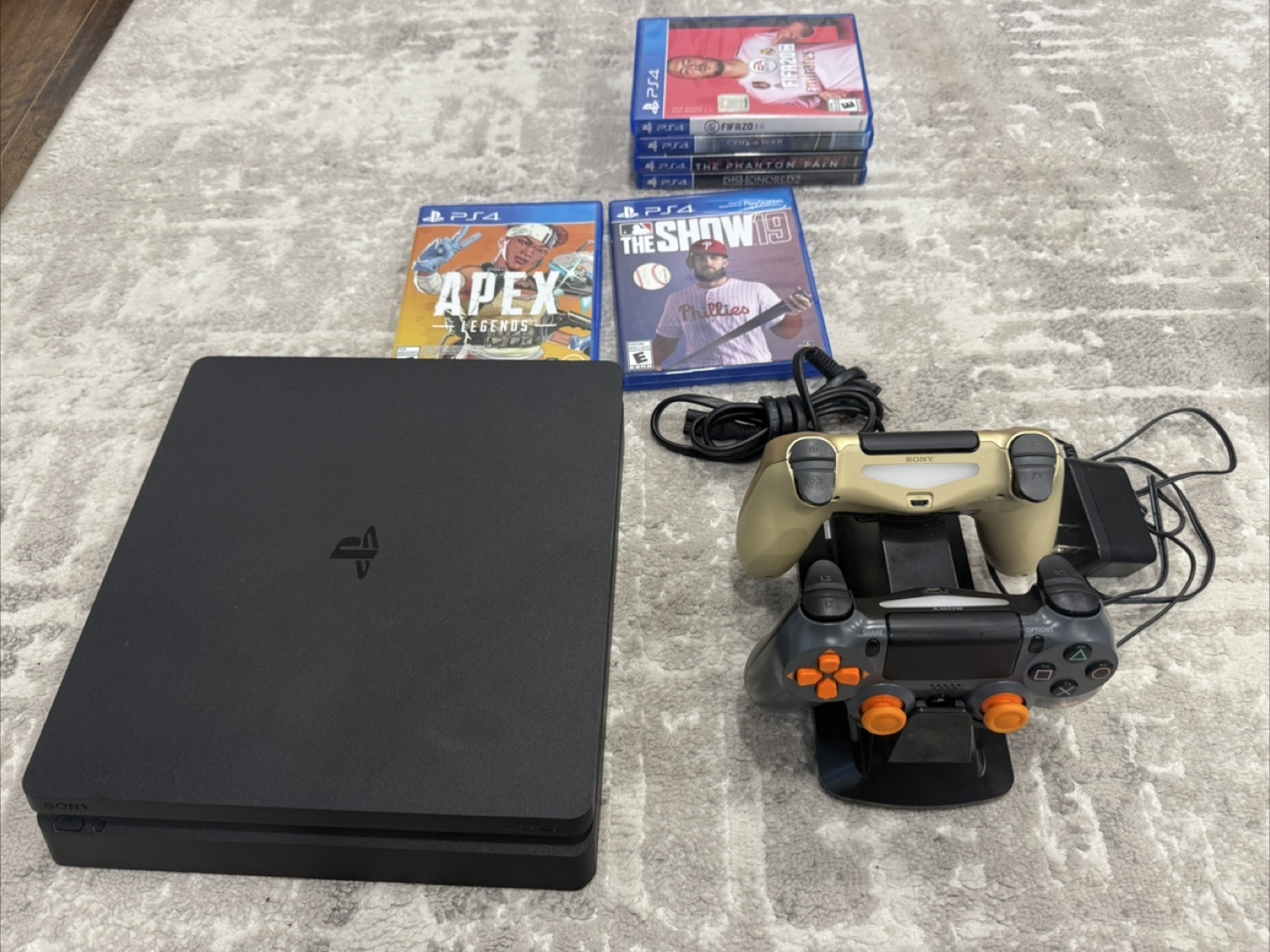 PlayStation 4 (PS4) with Games and 2 Controllers