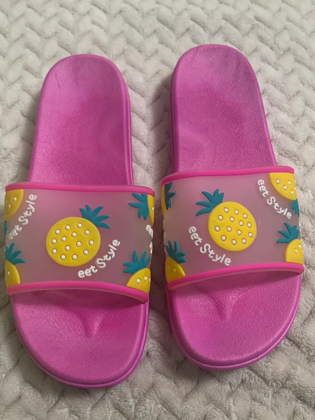 Pink Pineapple Slides thumbnail