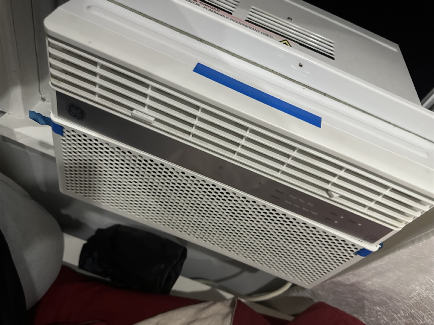 GE - 350 Sq. Ft. 8000 BTU Smart Window Air Conditioner - White