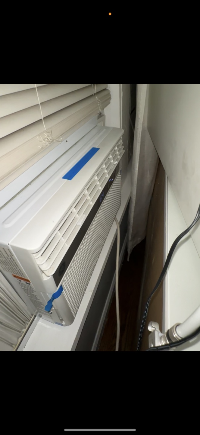GE - 350 Sq. Ft. 8000 BTU Smart Window Air Conditioner - White - photo 2