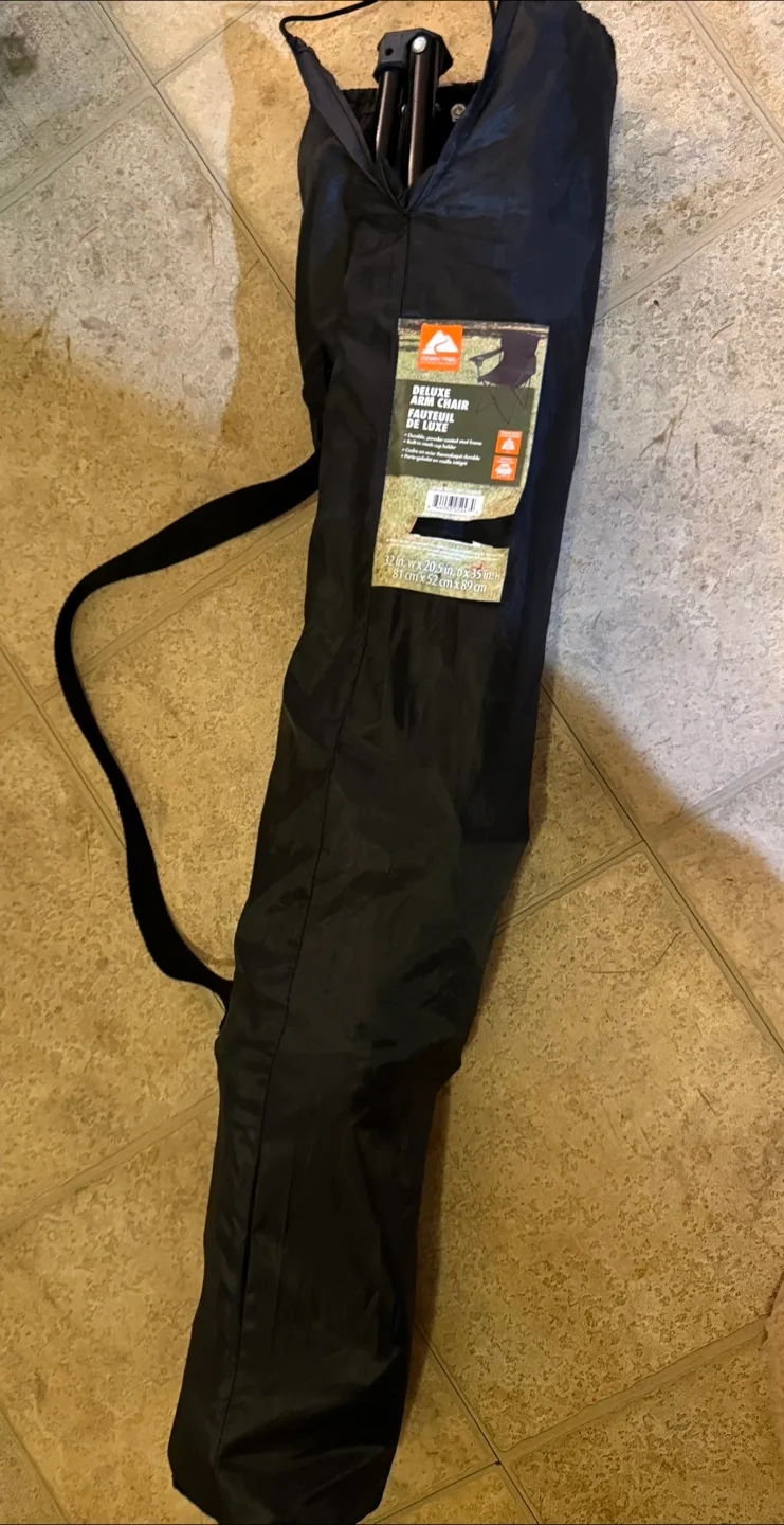Ozark Trail Deluxe foldable camping Arm Chair 🇨🇦 thumbnail
