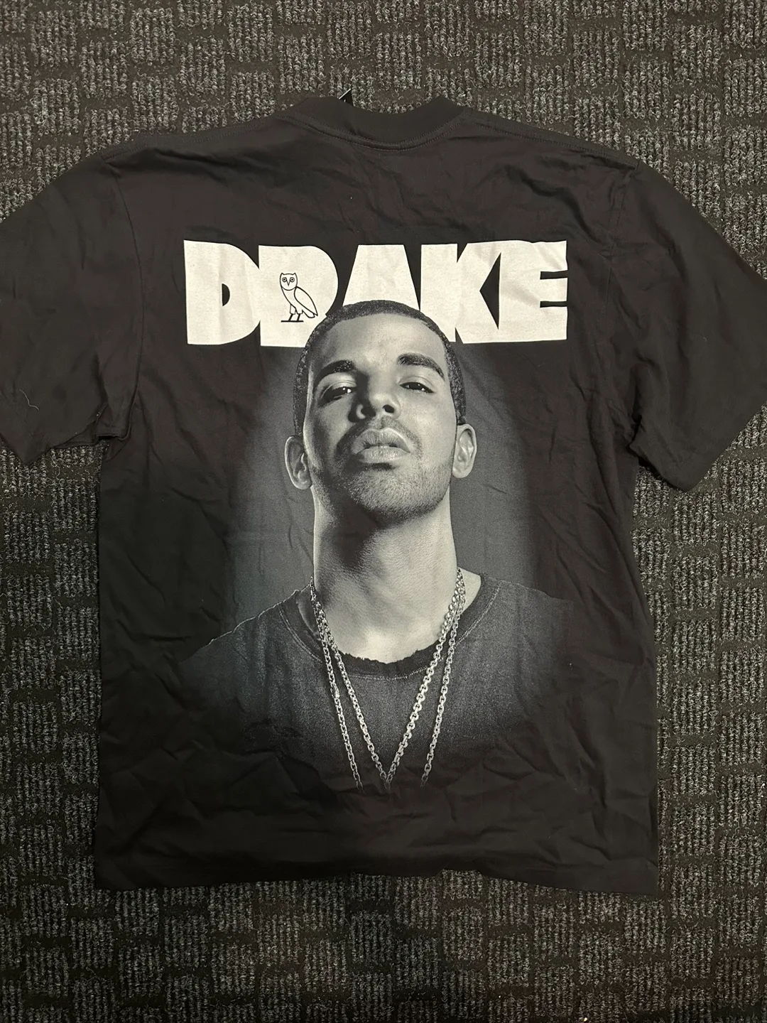 New Graphic Vintage Drizzy Drake Tee size XL image indicator(2)