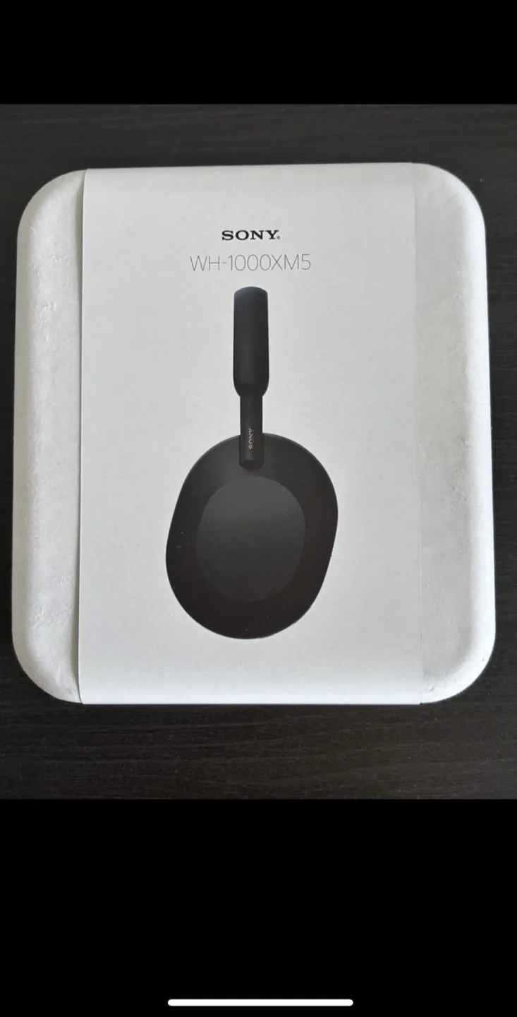New Sony WH-1000XM5 Wireless Headphones thumbnail