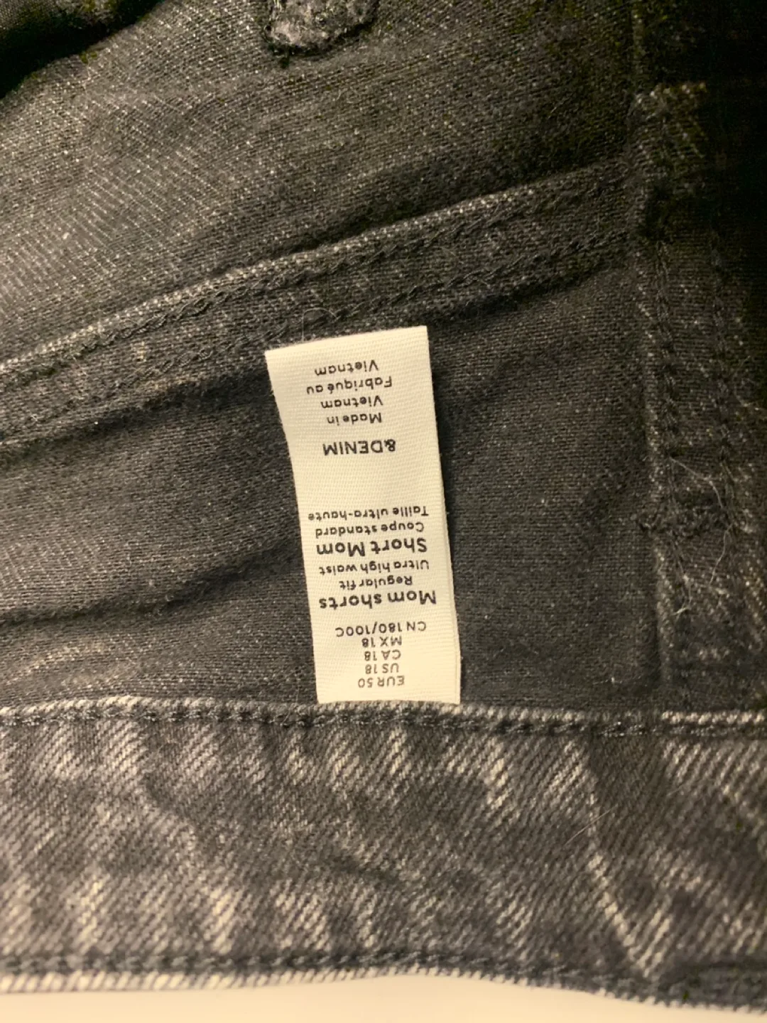 H&M Mom Shorts Size 18 image indicator(5)