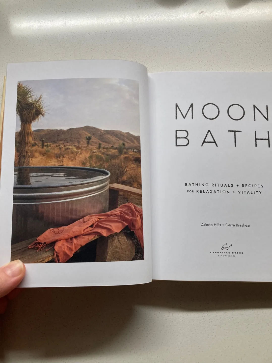 Moon Bath: Bathing Rituals + Recipes Book image indicator(6)