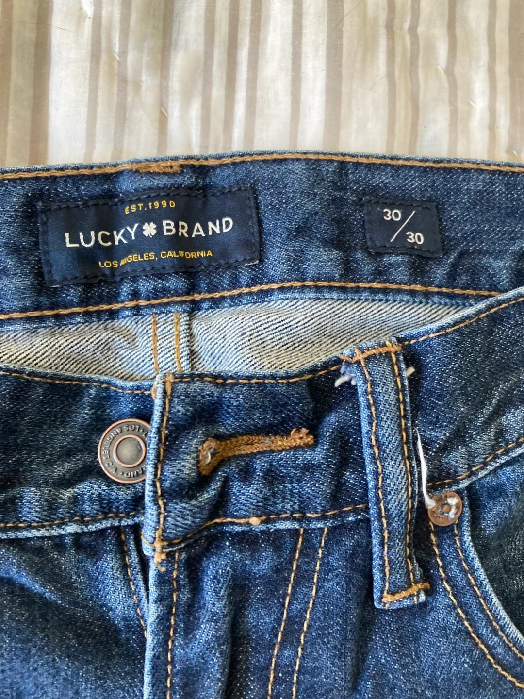 Lucky Brand 110 Skinny Jeans Size 30/30 image indicator(3)