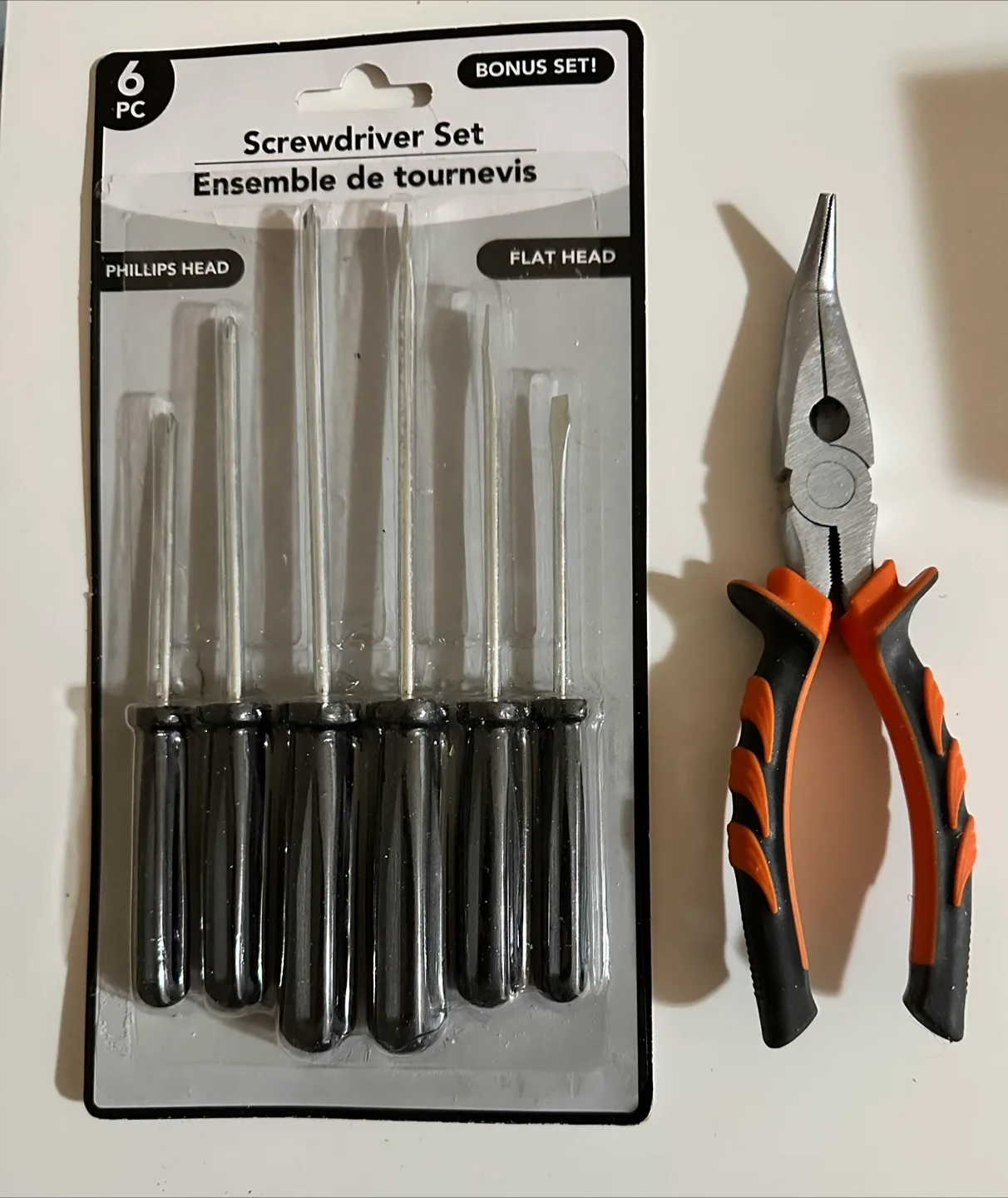 New 6-Piece Screwdriver Set (Phillips & Flat Head) + Pliers thumbnail