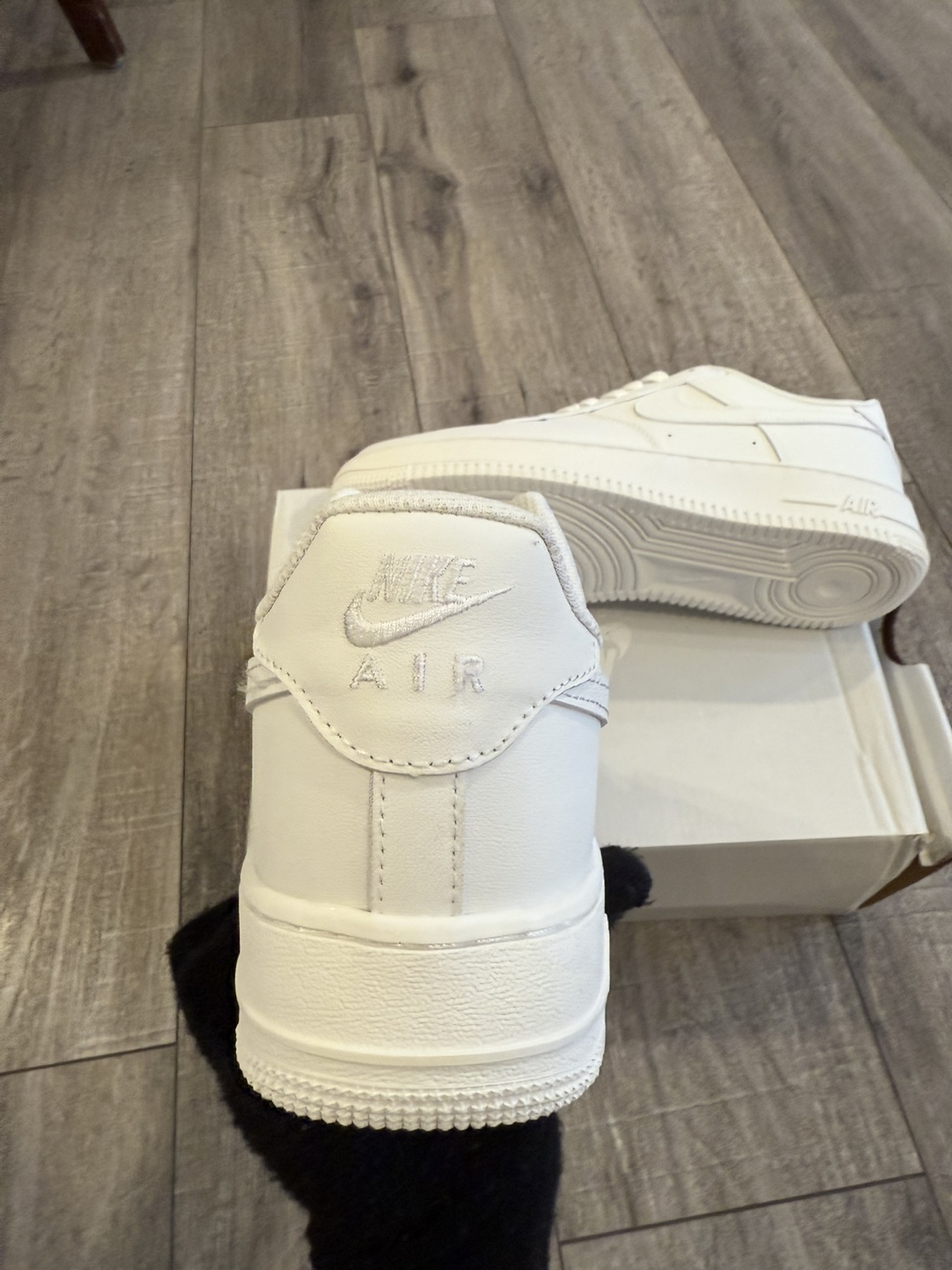 Brand New Nike Air Force 1 shoes - Size US 10 - photo 4