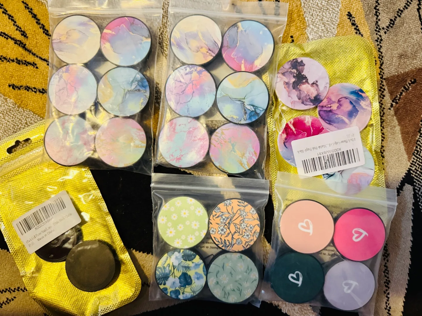 New 4-Pack Phone Grips - Marble, Floral, Hearts thumbnail