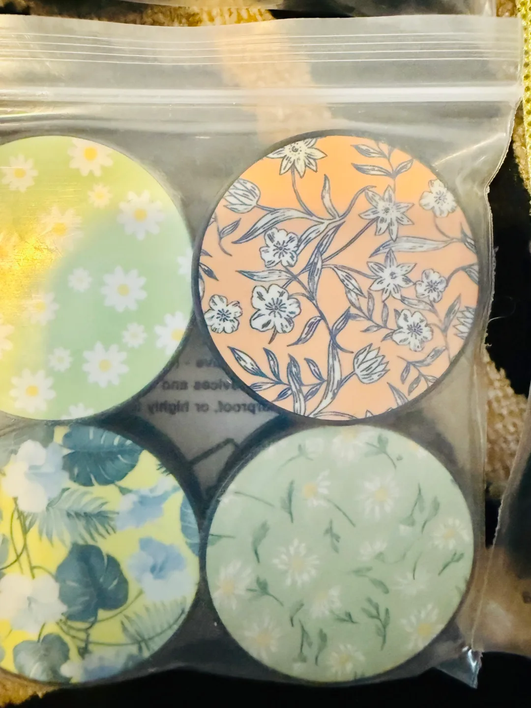 New 4-Pack Phone Grips - Marble, Floral, Hearts image indicator(4)