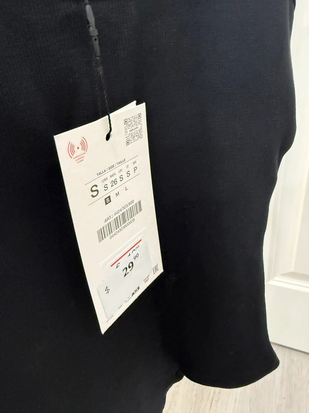 Zara Black Bodysuit - Size S image indicator(3)