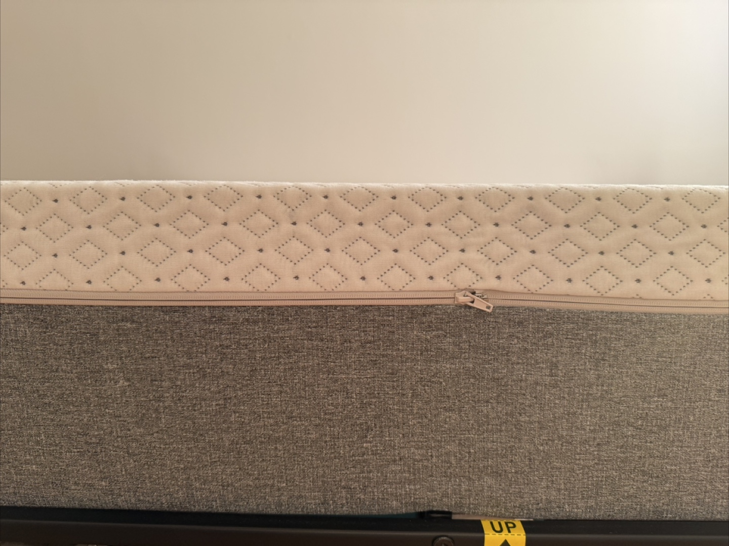 Endy Mattress - King Size - Great Condition! - photo 2