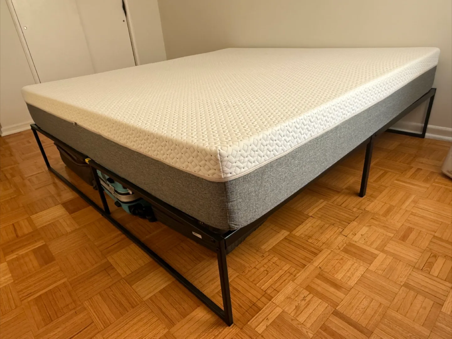 King Size Metal Bed Frame thumbnail