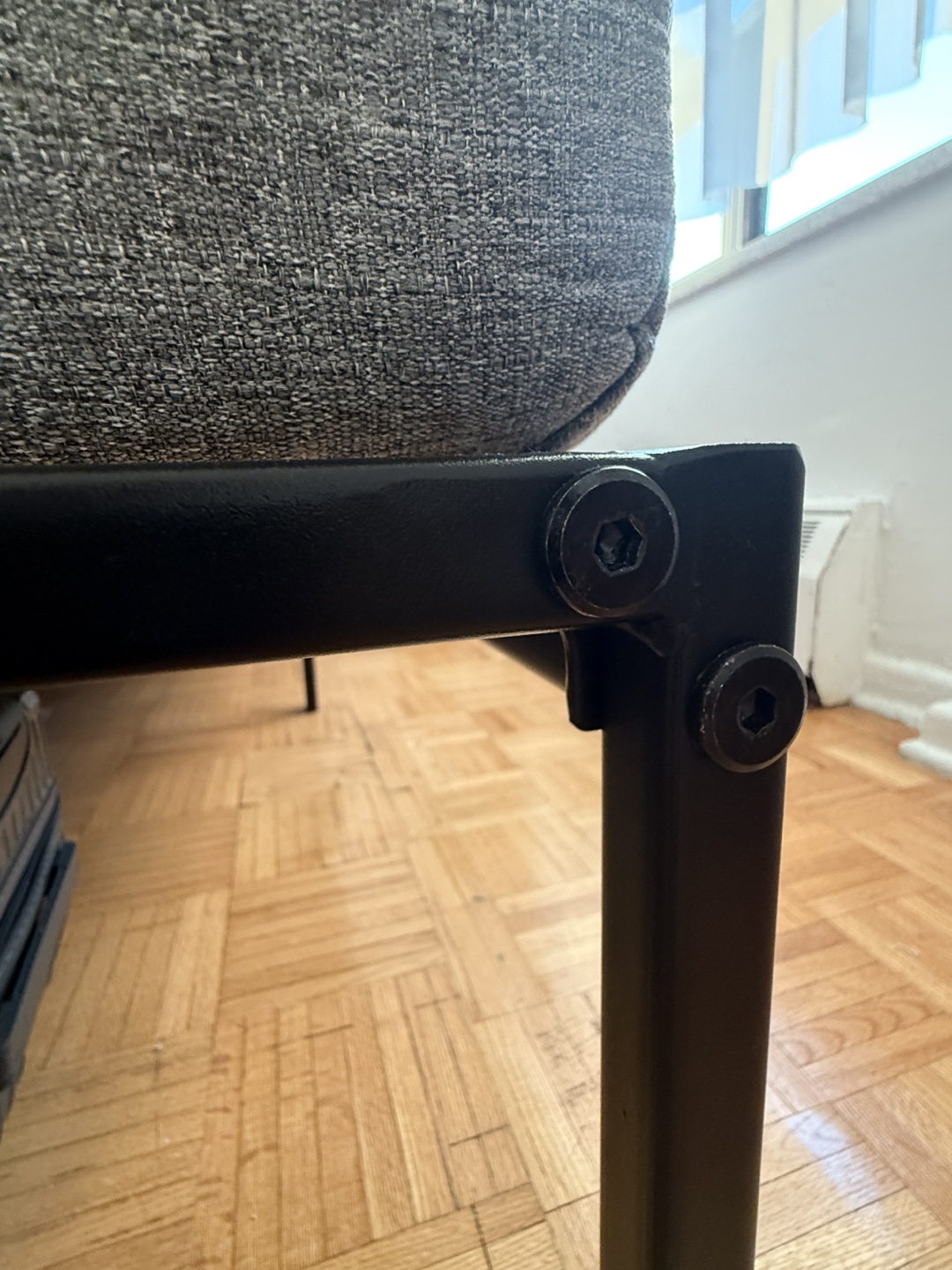 King Size Metal Bed Frame - photo 4