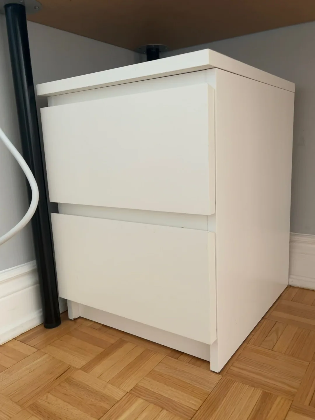 White 2-Drawer Bedside Table thumbnail