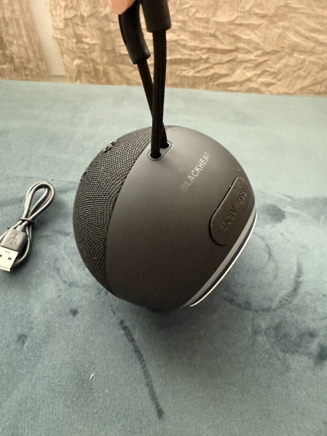 Blackhead Portable Bluetooth Speaker - photo 3