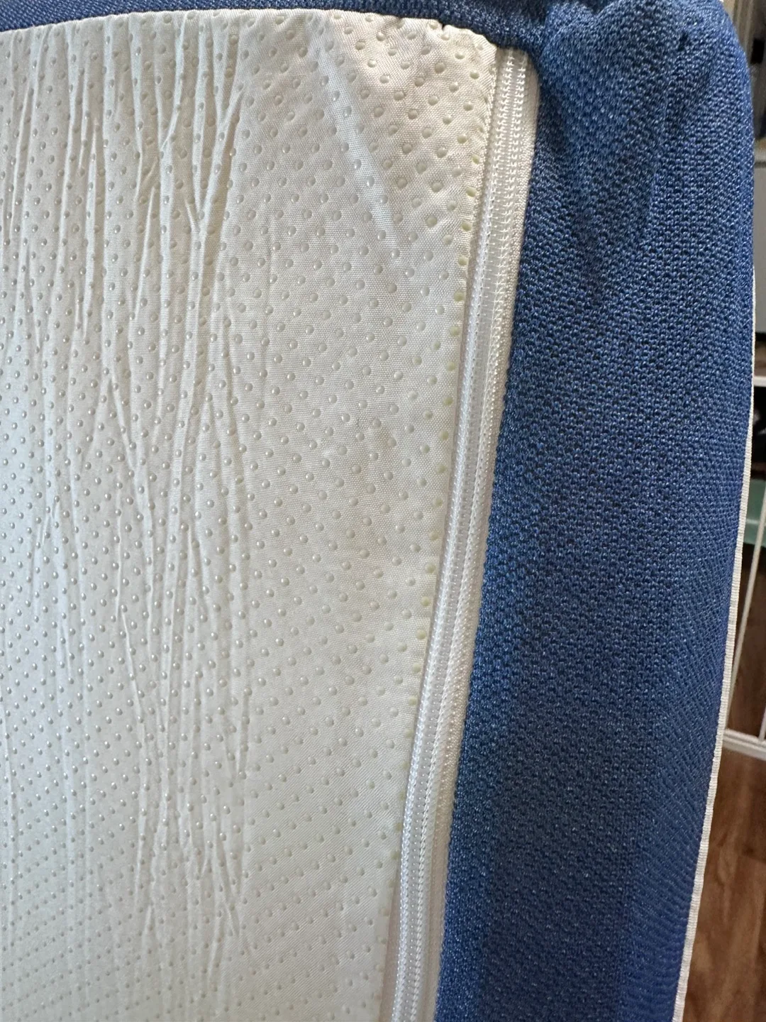 Queen Mattress image indicator(2)