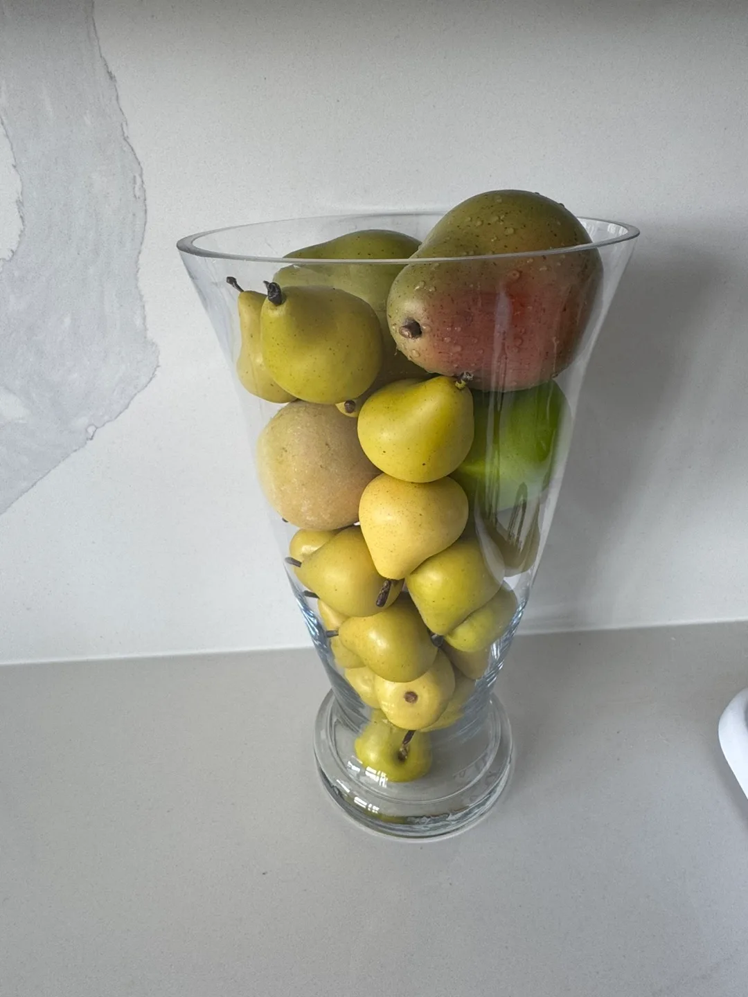 Glass Vase with Pears thumbnail
