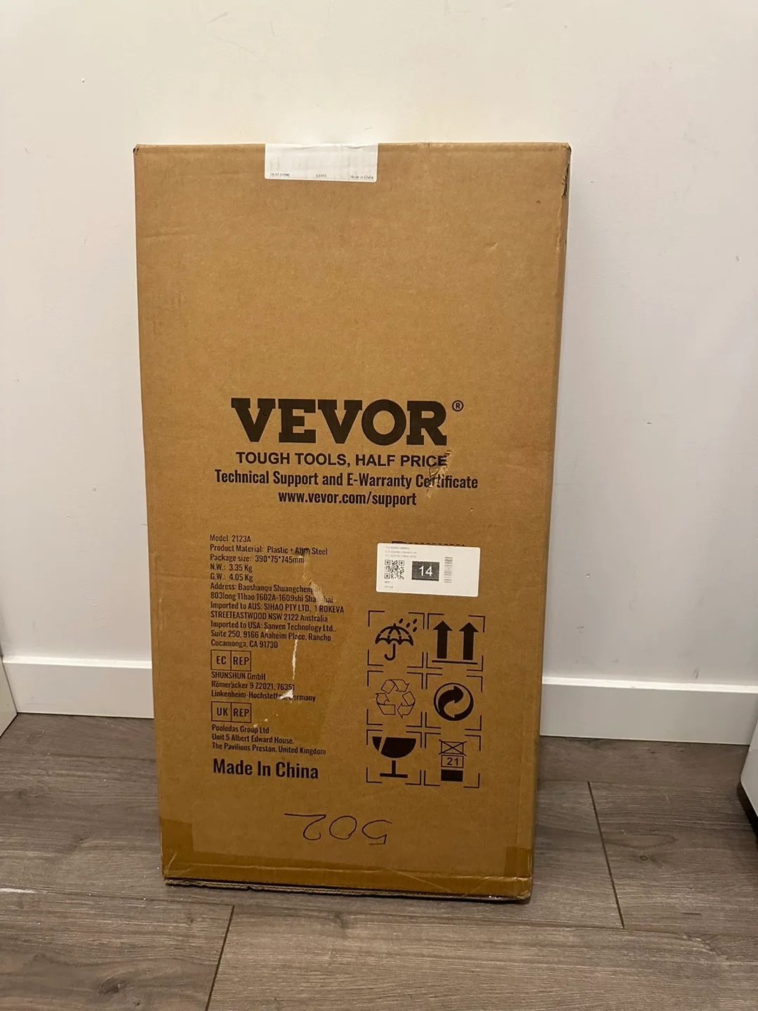 VEVOR Folding Hand Truck - New in Box! thumbnail