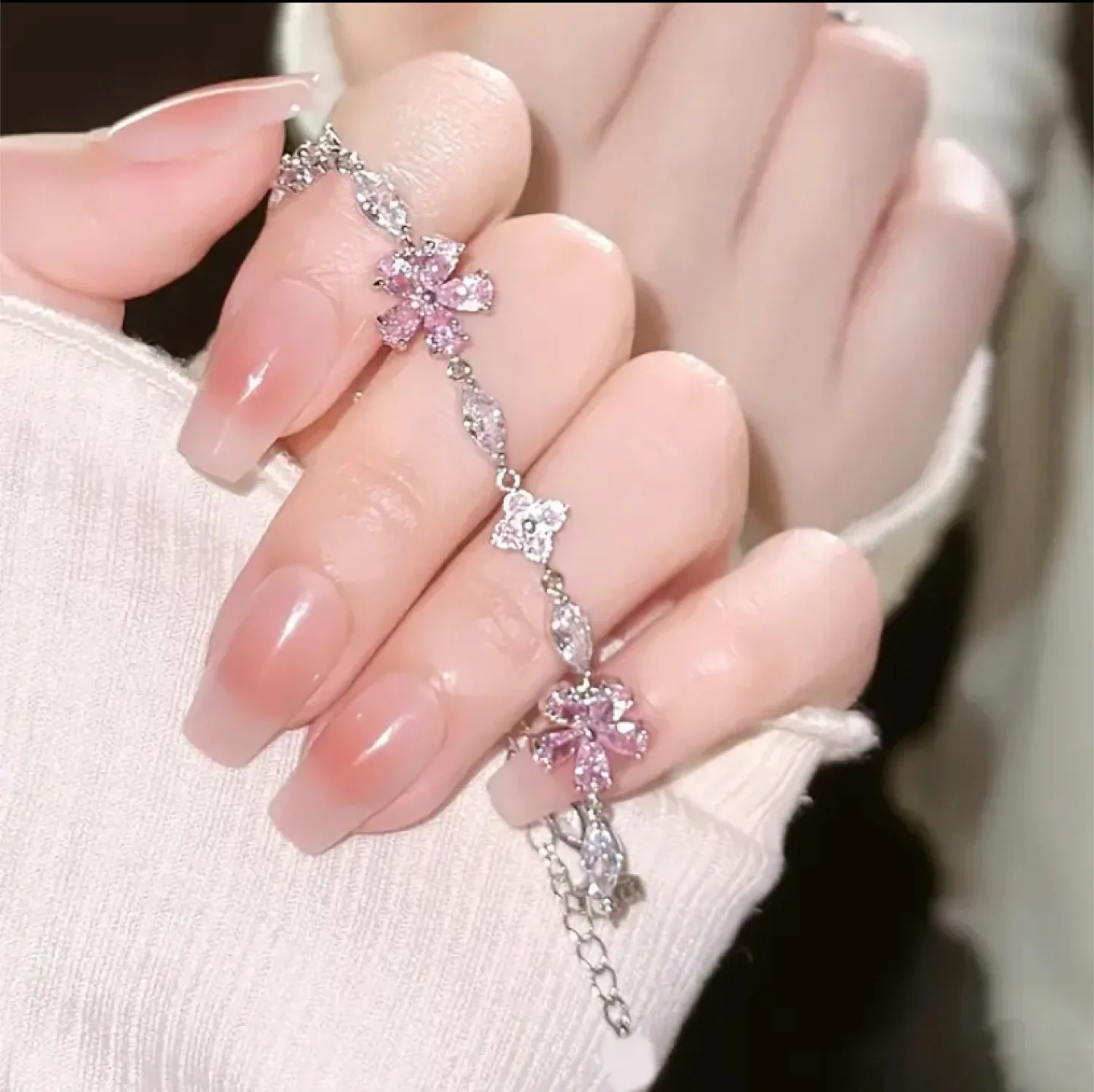 Pink Flower Charm Bracelet image indicator(6)