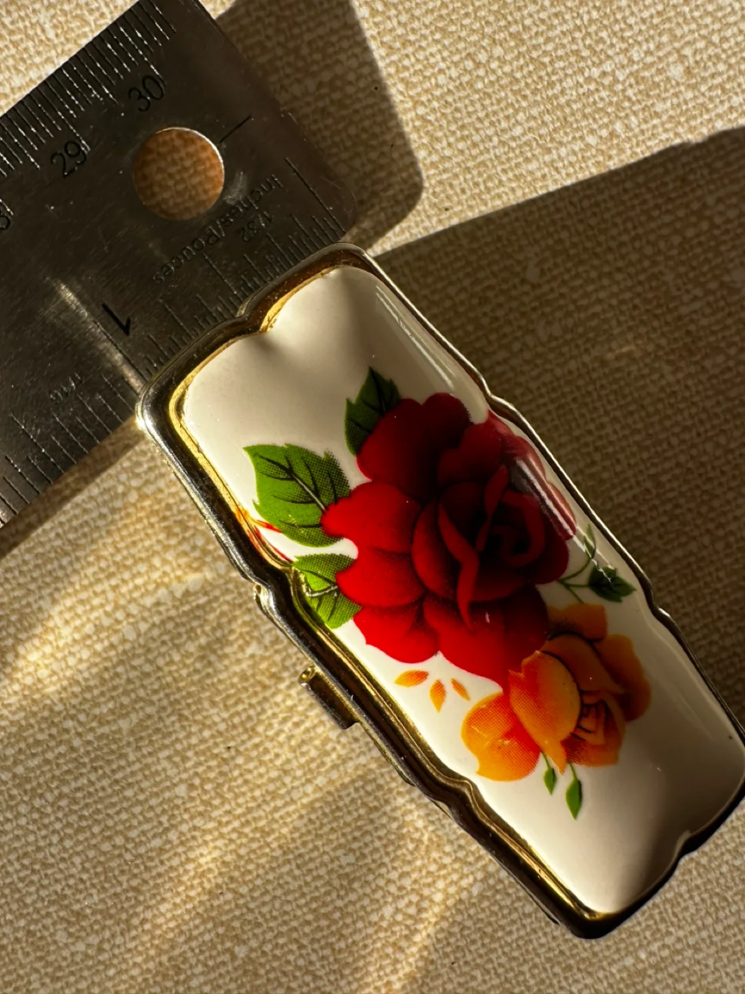 Vintage Floral Pill Box image indicator(2)