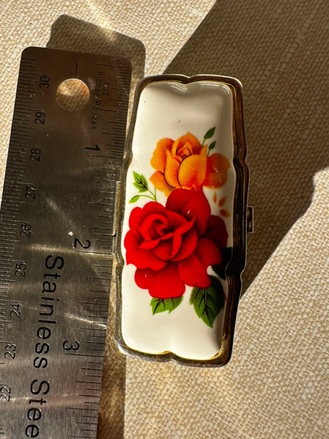 Vintage Floral Pill Box thumbnail
