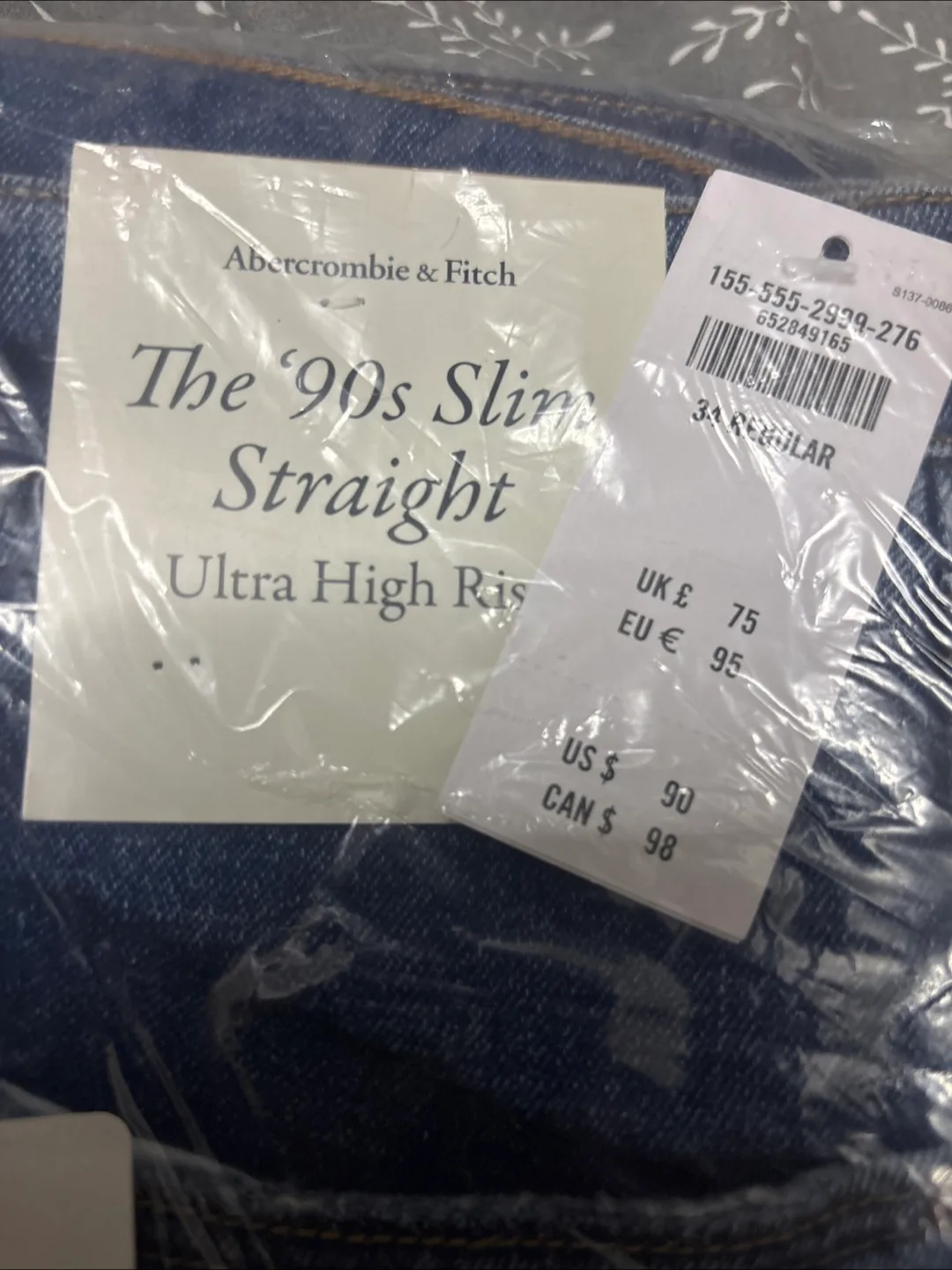 NEW Abercrombie & Fitch '90s Slim Straight Jeans - 34 Regular image indicator(2)