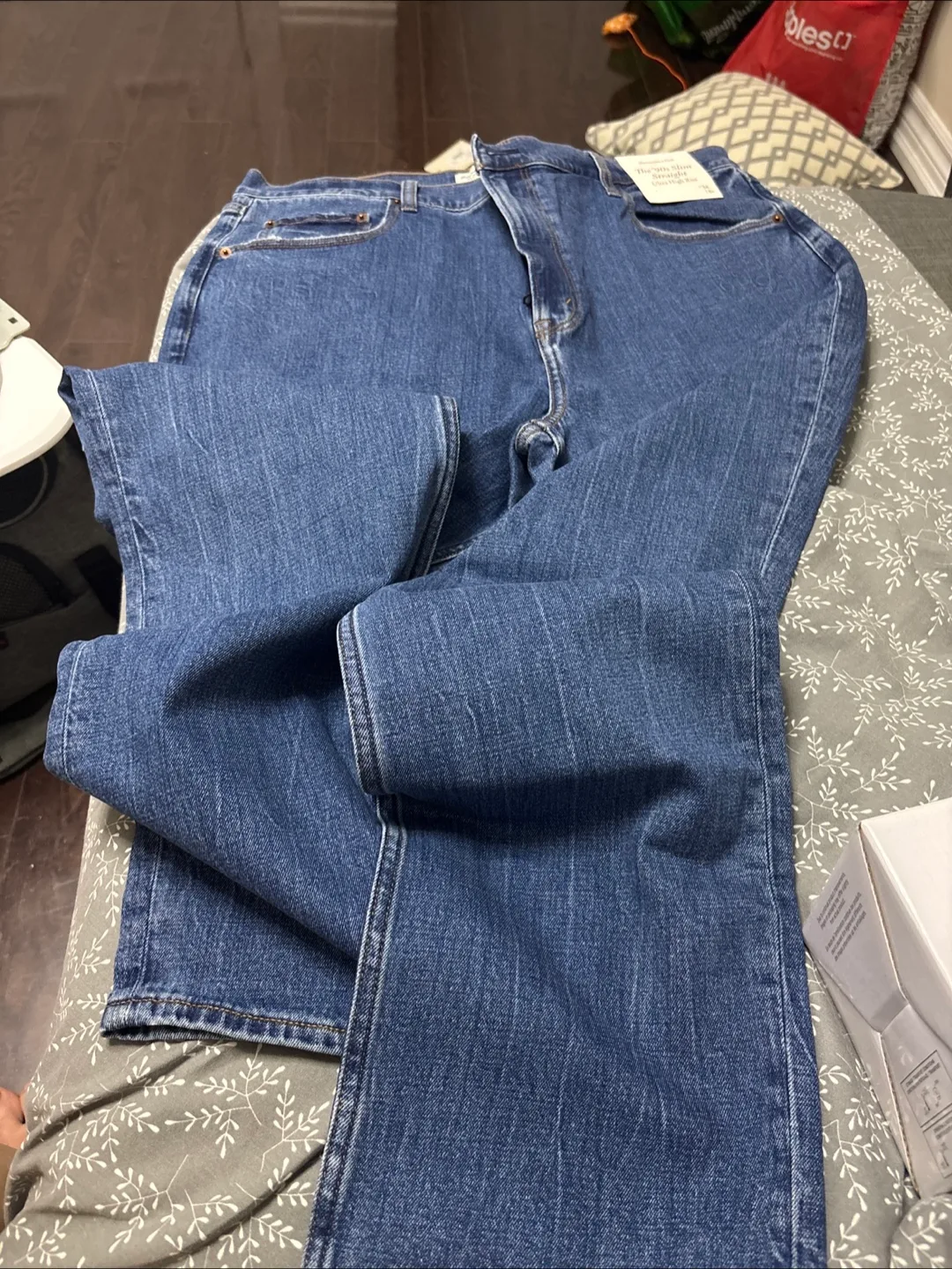 NEW Abercrombie & Fitch '90s Slim Straight Jeans - 34 Regular image indicator(3)