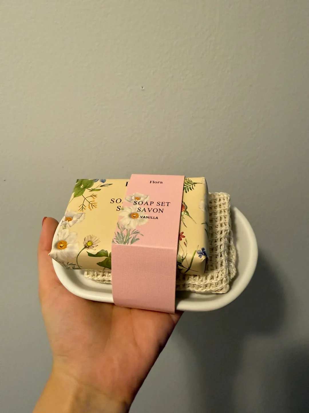 Flora Soap Set - Vanilla Scent thumbnail
