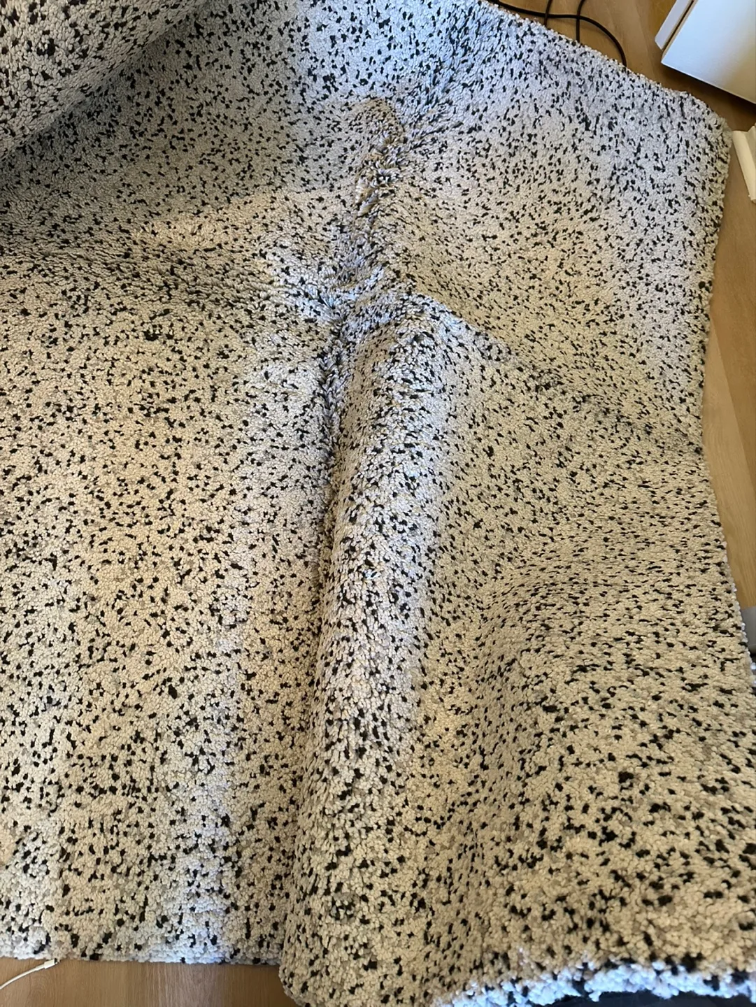 IKEA Vindum Rug - 5'7" x 7'7" image indicator(5)