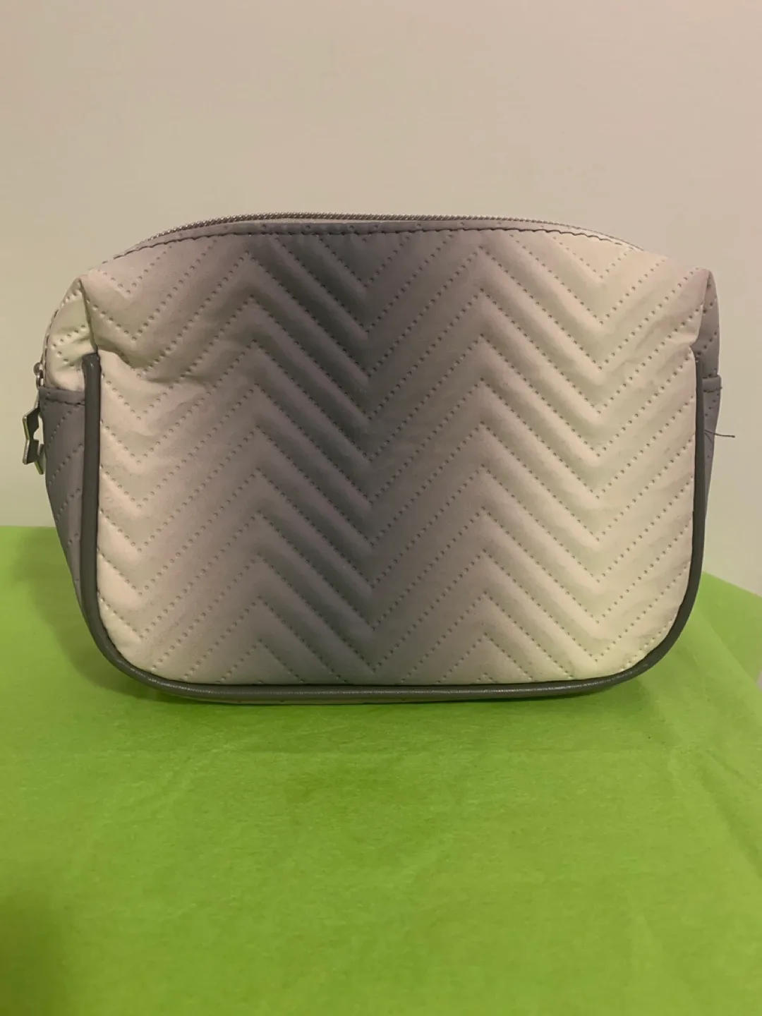 Makeup Bags thumbnail
