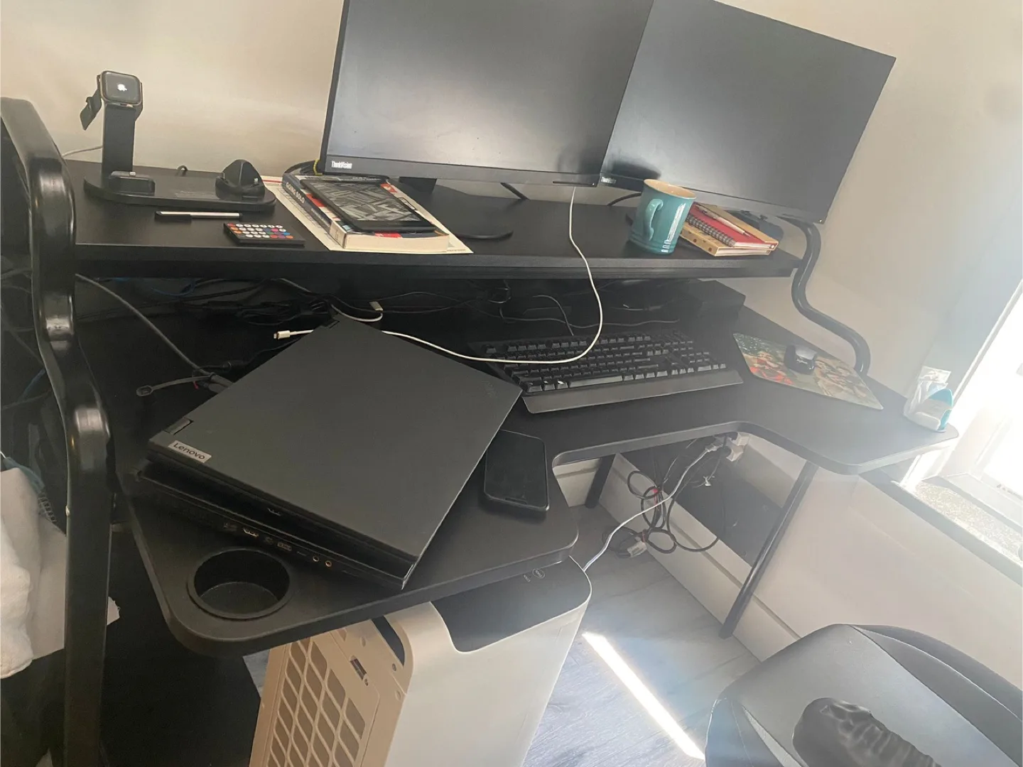 Desk thumbnail
