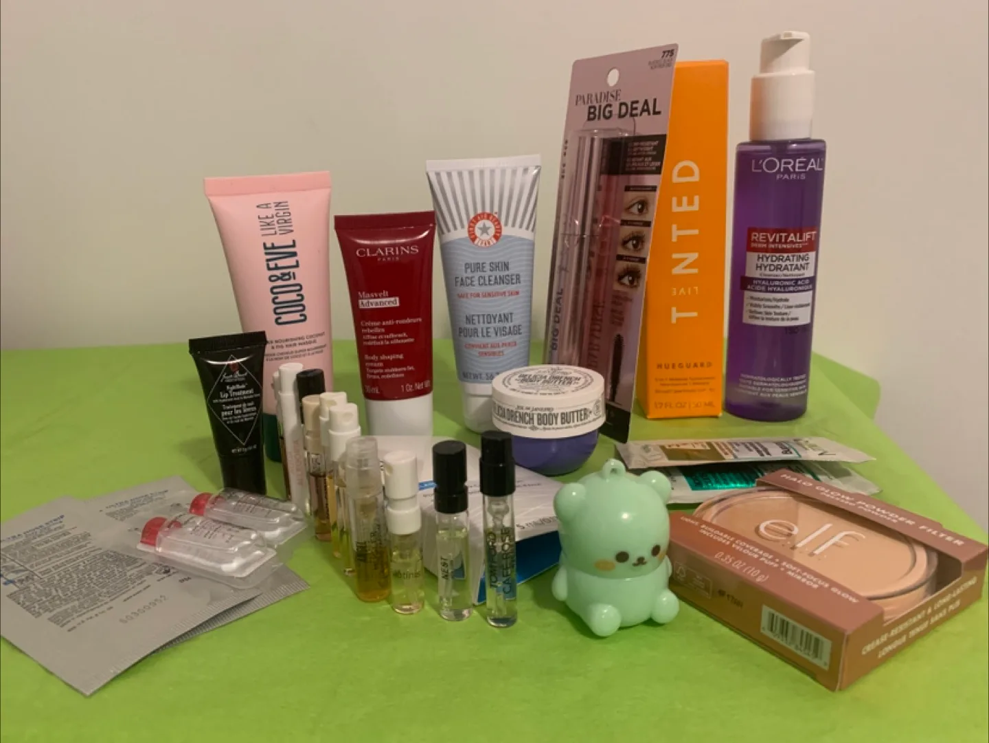 Large beauty set thumbnail