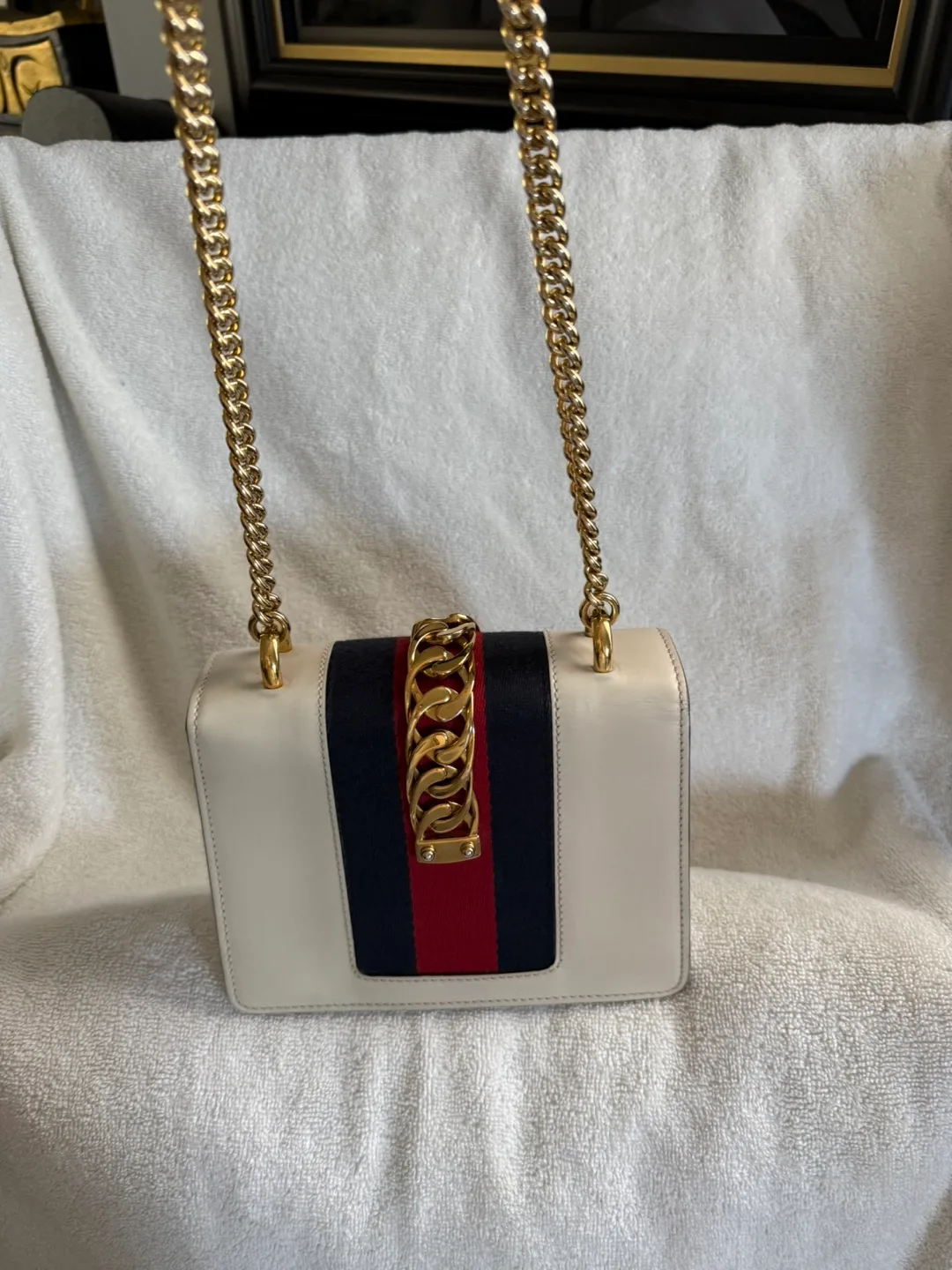 Gucci Sylvie Mini Bag - Ivory Leather image indicator(5)