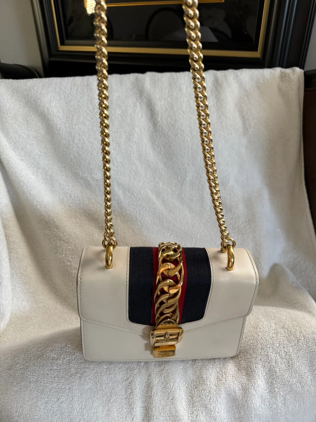 Gucci Sylvie Mini Bag - Ivory Leather image indicator(10)