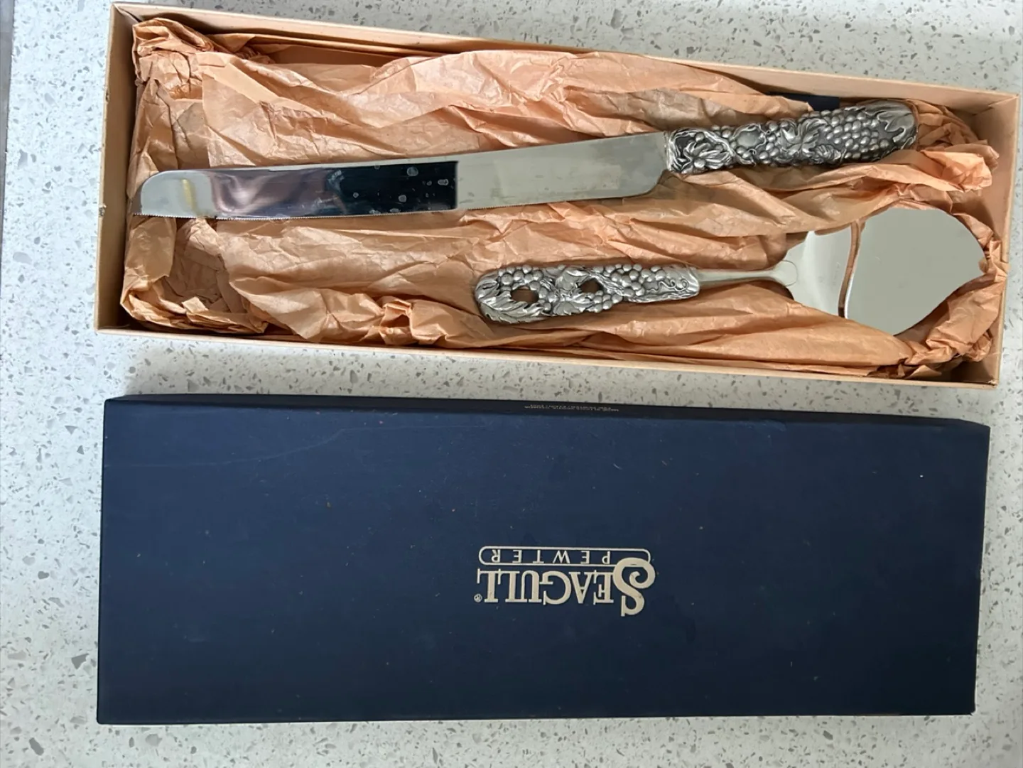 Seagull Pewter Cake Knife & Server Set thumbnail