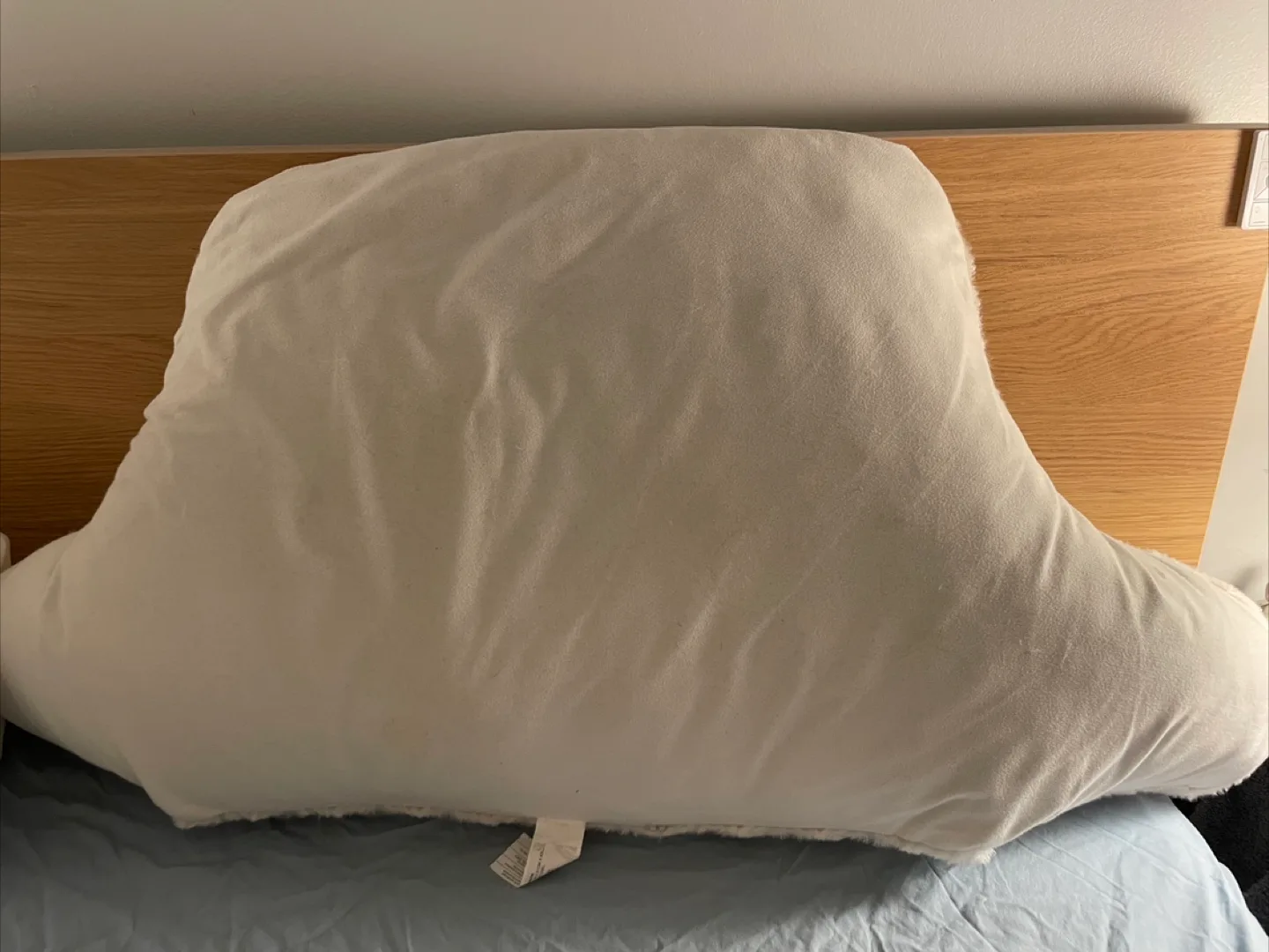 White Reading Pillow 🧡 image indicator(2)