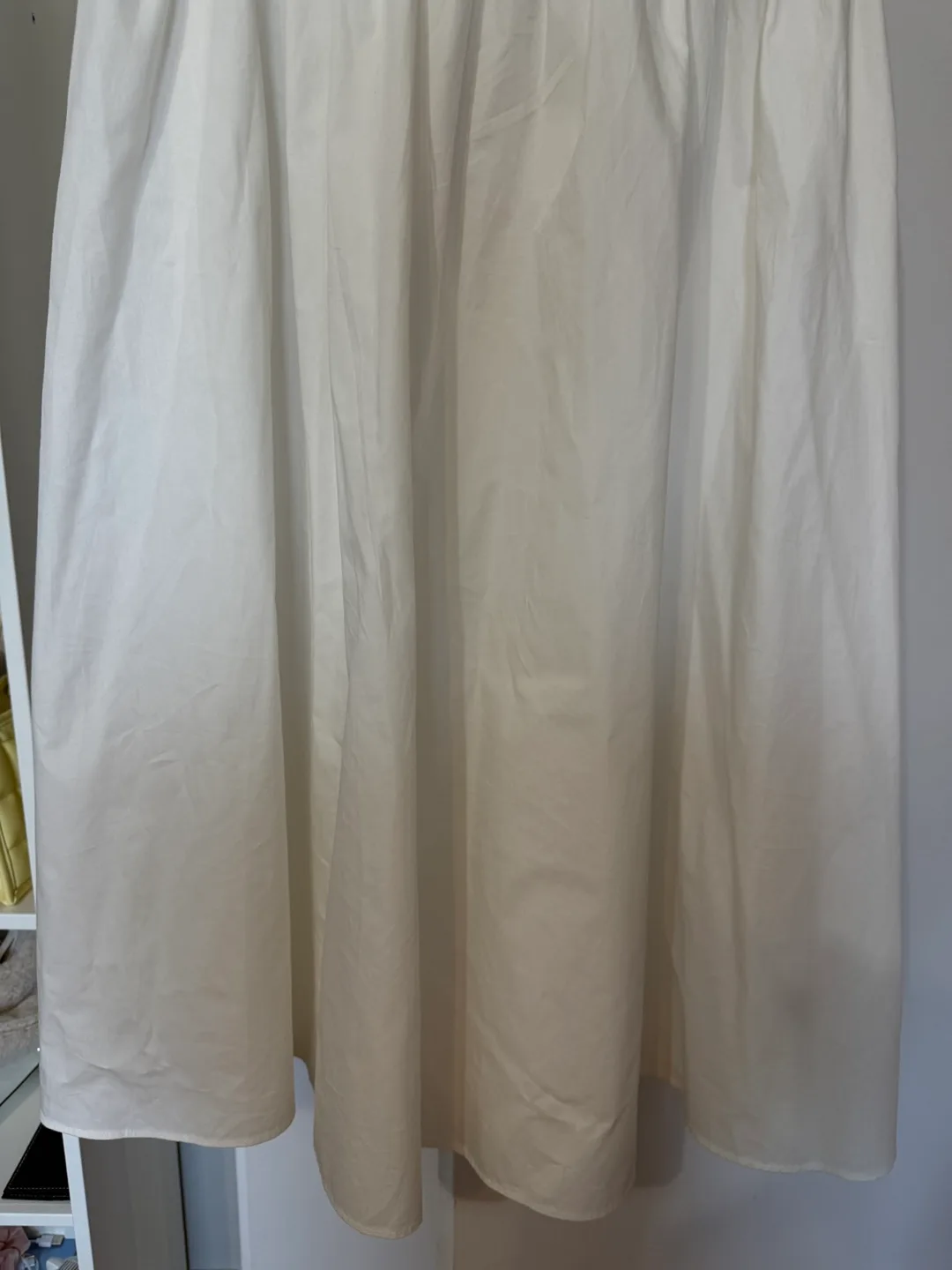 H&M Divided White Dress - Size M image indicator(3)