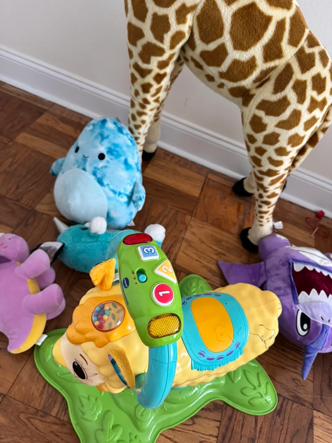 Kids Ride-on Llama Toy image indicator(3)